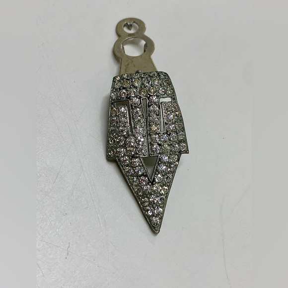 Mid Century Vintage Art Deco Silver Tone Rhinestone Clip On Brooch - Picture 4 of 16